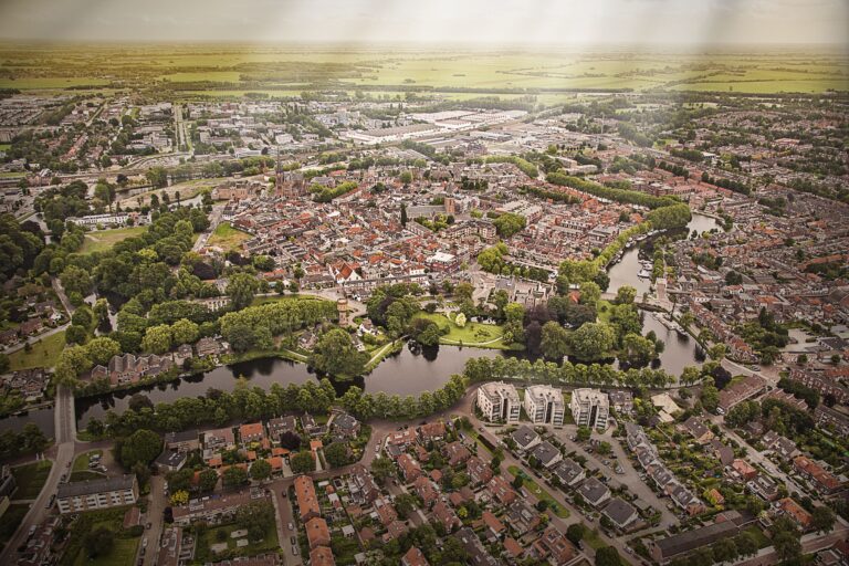 Luchtfoto Woerden